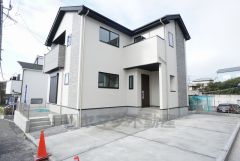  南向きで日当たり良好です＾＾