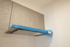 調理により発生する油煙や臭いを吸い込み、屋外へ排気してくれます。