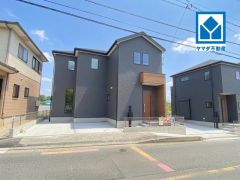 1号棟。須恵第三小学校まで徒歩約13分（約1ｋｍ）。新生活におススメな物件をご紹介させていただきます＾＾是非お問合せ下さい＾＾