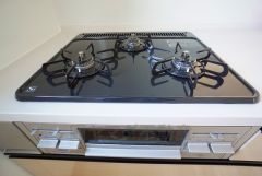 3口コンロなので、効率よくお料理が楽しめます。毎日のお料理も楽しくなりますね＾＾