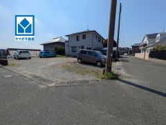 建築条件なし＾＾お客様のお好みにあったハウスメーカーで建築可能。スーパー・コンビニまで徒歩9分圏内＾＾