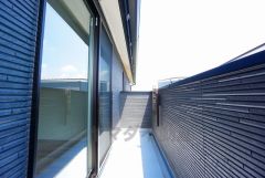 南向きバルコニーで陽当たり良好です＾＾