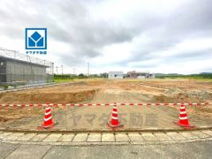 ショッピングセンター・コンビニまで徒歩10分圏内＾＾