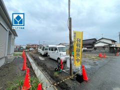 ゆめタウン飯塚まで徒歩約8分（約550ｍ）。 最新の設備で気持ちの良い新生活を送りませんか。