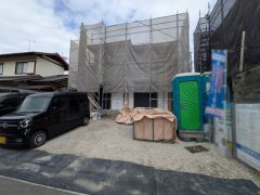 JR篠栗線「門松」駅まで徒歩約15分（約1.1ｋｍ）設備仕様も充実した新築戸建です。