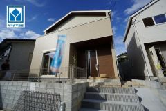 敷地面積広々77坪。西鉄バス「一 番田」停まで徒歩4分。コンビニまで徒歩12分スーパーまで徒歩13分。