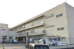 飯塚小学校