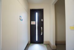 たっぷり収納できるシューズボックスです。家族全員の靴がきれいに整頓できます。玄関収納も問題ありません。