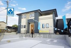 現地（2025年12月）撮影。駐車もらくらくの敷地面積60坪以上。快適でゆとりのある生活空間で新生活を始めましょう^^