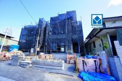 ＪＲ香椎線「新原」駅徒歩12分。西鉄バス「上須恵橋」徒歩9分。通勤や通学に便利＾＾