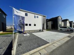 コンビニ・ドラッグストアまで徒歩2分＾＾スーパーまで徒歩9分＾＾