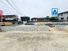 敷地面積約51坪＾＾オール電化。西鉄バス西伊岐須停まで徒歩14分。穂波東IC入口（八木山バイパス）まで車で約9分。遠出のお出かけに便利。