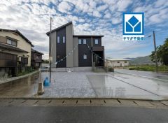 コンビニ・ドラッグストアまで徒歩9分圏内＾＾