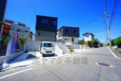 前面道路6ｍ。お車の離合もスムーズです＾＾ＪＲ鹿児島本線と西鉄天神大牟田線の2沿線利用可能＾＾通勤通学に便利です＾＾