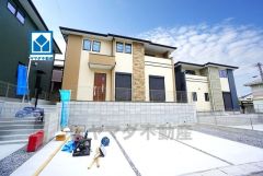 西鉄バス南山手入口徒歩3分。並列駐車3台＾＾イオン大野城ショッピングセンターまで車で約17分（5.3ｋｍ）