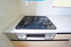 3口コンロなので、効率よくお料理が楽しめます。毎日のお料理も楽しくなりますね＾＾