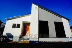 田川バイパスまで車で約5分（350ｍ）遠出のお出かけや通勤に便利。コンビニまで徒歩5分、ドラッグストアまで徒歩12分＾＾