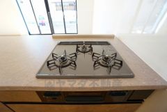 3口コンロなので、効率よくお料理が楽しめます。毎日のお料理も楽しくなりますね＾＾