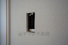 （設置予定）キッチン横からお湯張り、追い炊き、足し湯がボタン一つで楽々操作できる給湯機リモコンです＾＾忙しい夕飯の準備の時間帯に重宝しますね。