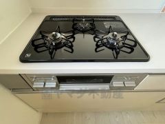 3口コンロなので、効率よくお料理が楽しめます。毎日のお料理も楽しくなりますね＾＾