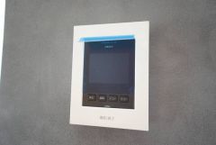 防犯性、セキュリティ対策に安心できるテレビモニター付きインターフォンです。セールスマン対策にもなり安心できます。