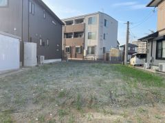 一戸建ての多いエリア。落ち着いた雰囲気で快適な生活を送れます。 最新の設備で気持ちの良い新生活を送りませんか。