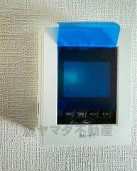 防犯性、セキュリティ対策に安心できるテレビモニター付きインターフォンです。セールスマン対策にもなり安心できます。