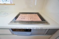 お手入れのしやすいIHクッキングヒーターです。