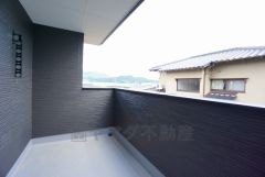 インナーバルコニーは洗濯物を守りやすく、眩しすぎる日差しも和らげます。