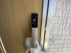 かざすだけで開閉できる、タッチキー採用の玄関。お買い物帰りで、両手がふさがってきても簡単に中に入れます＾＾