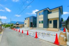 敷地面積広々54坪。お庭スペース付きで楽しみが広がります＾＾