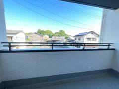 雨に濡れにくいインナーバルコニーは家事を助けてくれること間違いなし。