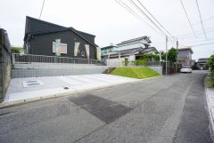 交通量が少ないためお子様がいるご家庭でも安心です＾＾ 平屋＾＾ゆめタウン飯塚まで車で約18分（5.5ｋｍ）