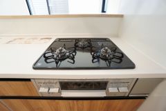 3口コンロなので、効率よくお料理が楽しめます。毎日のお料理も楽しくなりますね＾＾