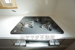 3口コンロなので、効率よくお料理が楽しめます。毎日のお料理も楽しくなりますね＾＾