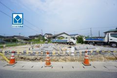 イオン穂波ショッピングセンターまで車で約9分＾＾（2.9ｋｍ）ＪＲ筑豊本線天道駅まで徒歩18分＾＾自転車で9分＾＾ドラックストア・コンビニまで徒歩4分圏内。