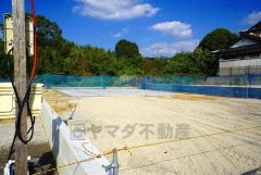 駐車スペースはゆとりある4台分を確保。マイカー用に、お客さま用に、余裕を持ってご利用いただけます。