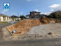 1号棟。椋本小学校まで徒歩約30分（約2.2ｋｍ）。新生活におススメな物件をご紹介させていただきます＾＾是非お問合せ下さい＾＾