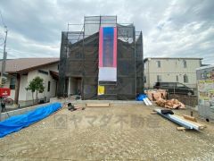 前面道路は公道南西側約6ｍ。 交通量が少ないため小さなお子様がいるご家庭でも安心です＾＾