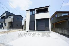ＪＲ香椎線「宇美」駅まで徒歩8分＾＾通勤やおでかけに便利＾＾宇美小学校まで徒歩約4分＾＾宇美中学校まで徒歩約5分＾＾
