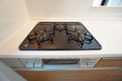 3口コンロなので、効率よくお料理が楽しめます。毎日のお料理も楽しくなりますね＾＾