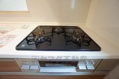 3口コンロなので、効率よくお料理が楽しめます。毎日のお料理も楽しくなりますね＾＾