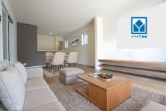 家具・インテリアはイメージCG画像です。将来にわたって住みやすくプランニングを重ねて設計された間取で日々の生活をしやすい導線を考えた居住空間を創り上げております＾＾