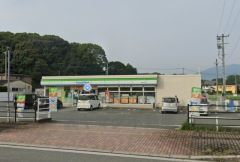 ファミリーマート　桂川土居