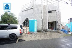 スーパー・コンビニまで徒歩8分圏内＾＾周辺環境充実。西鉄バス「通古賀南」停徒歩7分＾＾