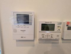 防犯性、セキュリティ対策に安心できるテレビモニター付きインターフォンです。セールスマン対策にもなり安心できます。