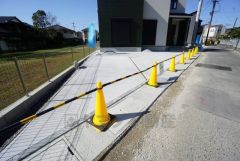 カースペース2台分確保。 ご夫婦で1台ずつ所有出来ます＾＾