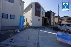 スーパー・コンビニまで徒歩8分圏内＾＾周辺環境充実。西鉄バス「通古賀南」停徒歩7分＾＾