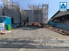 イオン穂波ショッピングセンターまで車で約7分（2.1ｋｍ）