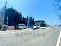 現地（2025年4月）撮影写真。 2025年6月下旬完成予定。 同一ハウスメーカー物件内覧可能です。お気軽にお問い合わせください＾＾